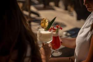 Bar Le Spot, Bar Bandol, Cocktails, La Chipote, Bandol, Restaurant Bandol, Hôtel 3 étoiles Bandol, Bord de mer · Hôtel Plein Large