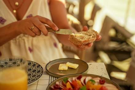 HOTEL PLEIN LARGE 3 ETOILES - RESTAURANT LA CHIPOTE - BAR LE SPOT - LA PETITE PLAGE - BANDOL